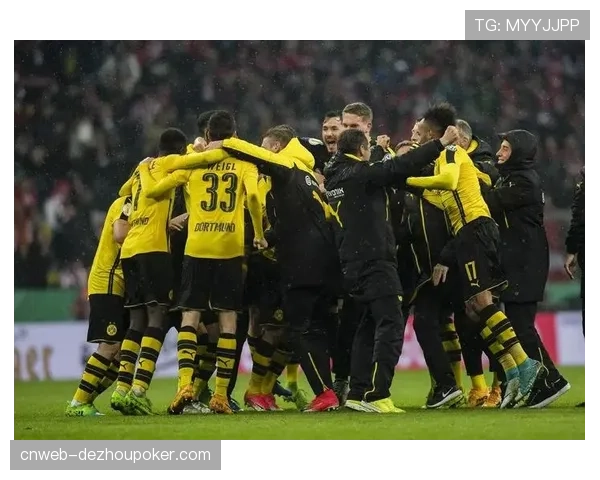 复盘多特蒙德失利：控球占优但肋部渗透无效，面对铁桶阵束手无策